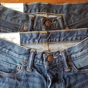 2 (TWO) PAIR ABERCROMBIE (A&F) JEANS sz 26X30!👖👖